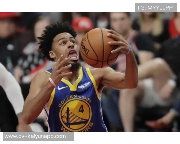 奎因高效发挥助力球队胜利理查德首发表现令人失望桑德斯犯规过多影响比赛