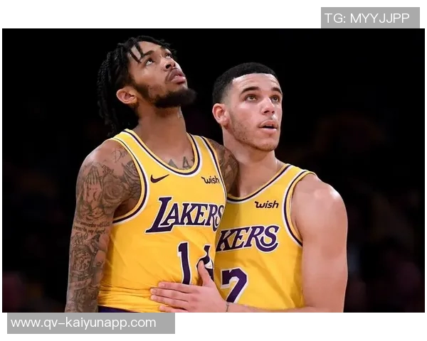 哈珀近三场表现回顾场均208分钟贡献16分37助攻投篮命中率超五成