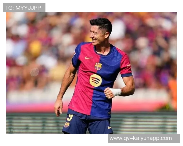 巴萨训练最新动态莱万缺席门将首发人选仍待揭晓